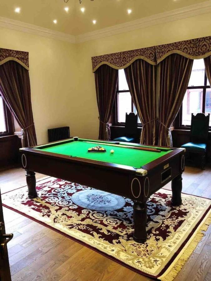 Beautiful 4-Bed Villa In גלאזגו מראה חיצוני תמונה