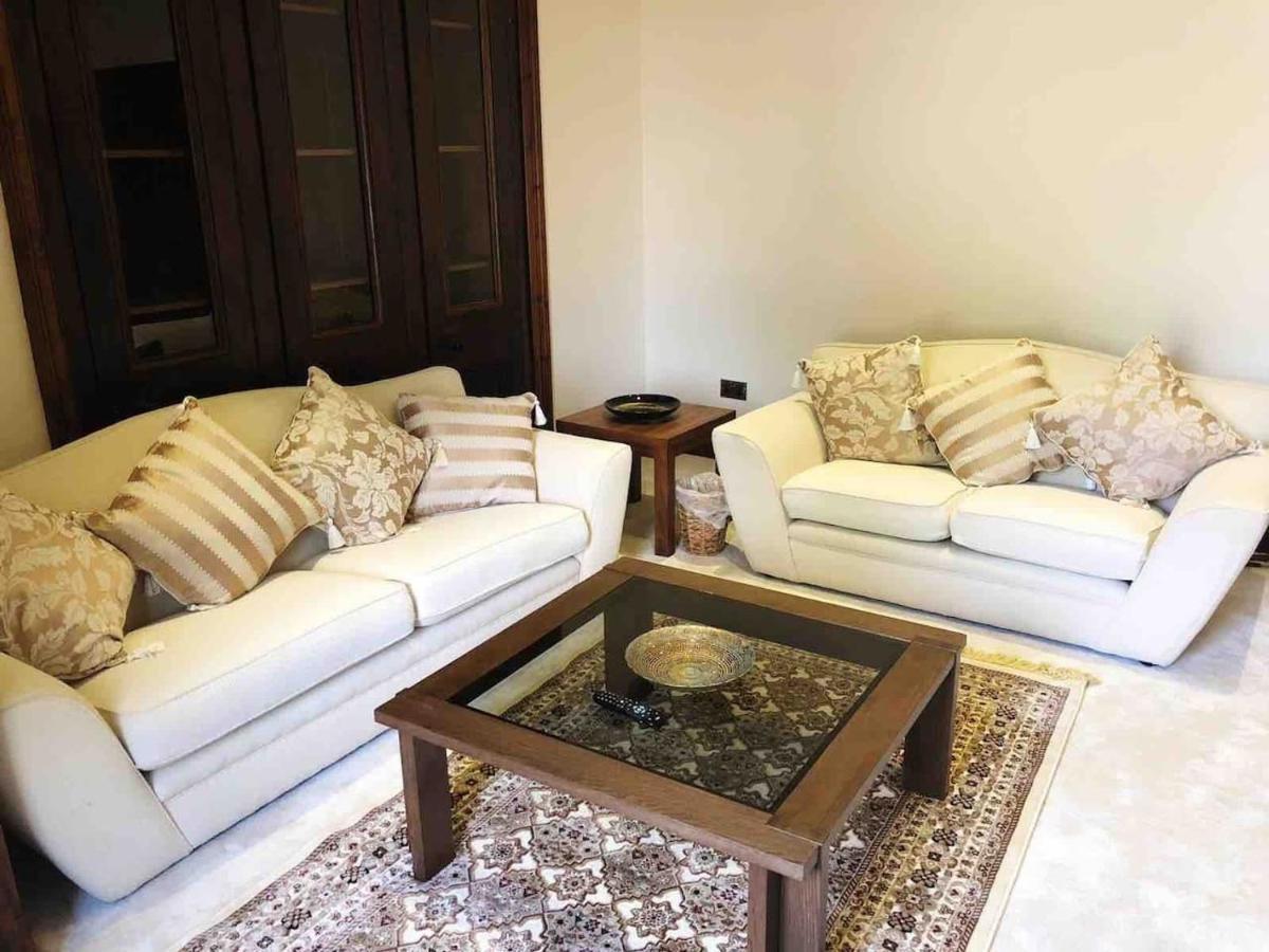 Beautiful 4-Bed Villa In גלאזגו מראה חיצוני תמונה