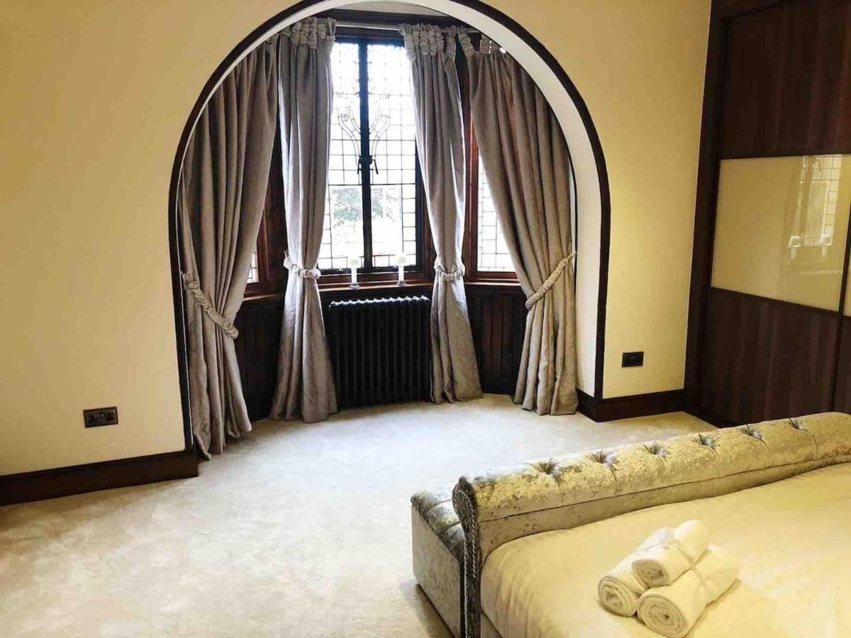 Beautiful 4-Bed Villa In גלאזגו מראה חיצוני תמונה
